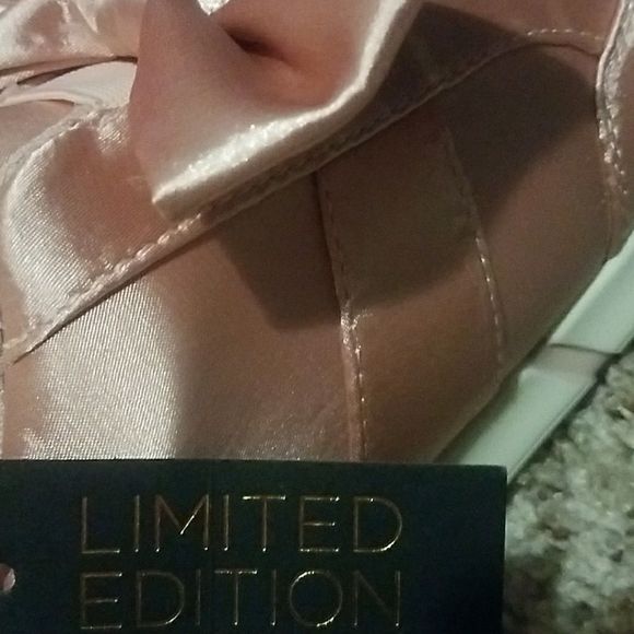 Limited Edition Pink Satin Bow Sneakers - Picture 6 of 6